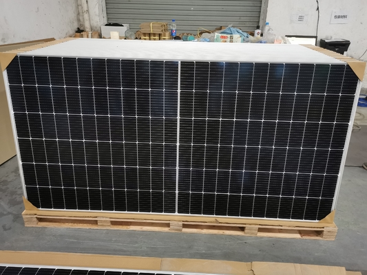 PV Modülü Monokristal Silikon Hücre Güneş Enerjisi Paneli 540W 550W