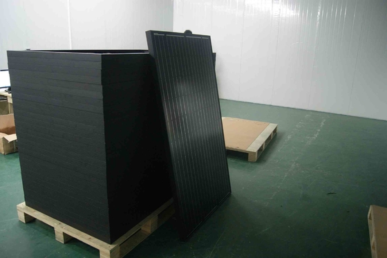 300w 330w Solar Mono Paneller Siyah Çerçeveli Tamamen Siyah Siyah arka tabaka Tamamen Siyah