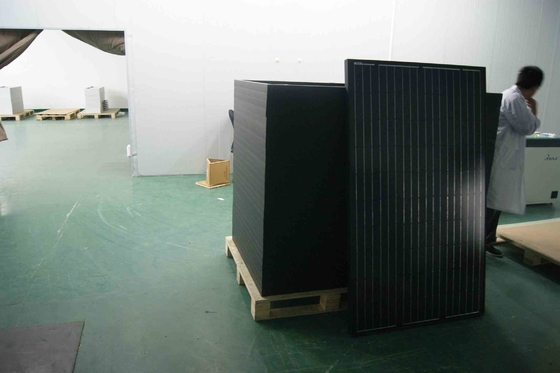 Siyah Arka Sayfalı 156.75mm 330w 340w Mono Güneş Panelleri