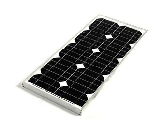 Beyaz Çerçeve Sunpower Güneş Panelleri Son Derece Şeffaf Temperli Cam Malzeme